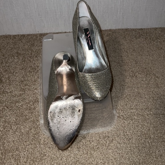 Silver heels Nina New York - Picture 4 of 5